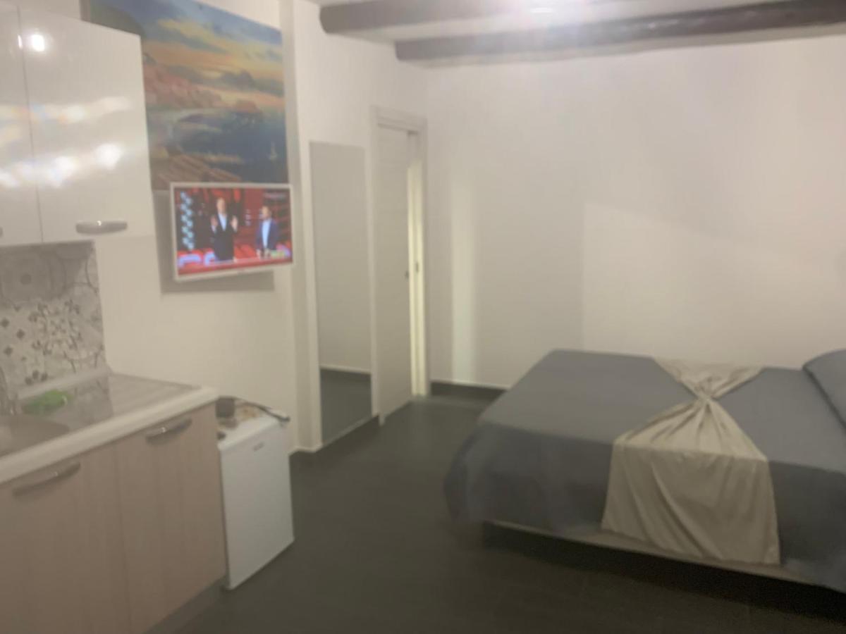 Viky House Chiaia Apartman Nápoly Kültér fotó